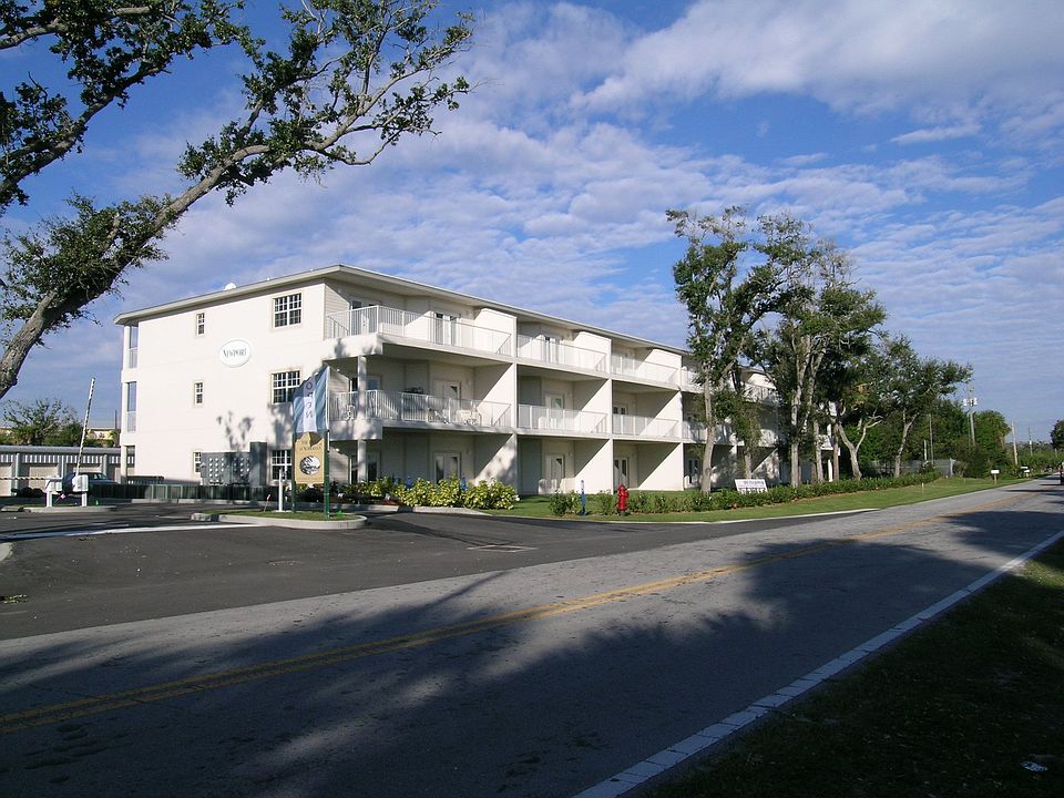 1st image of 13570 Westport Dr APT 301
