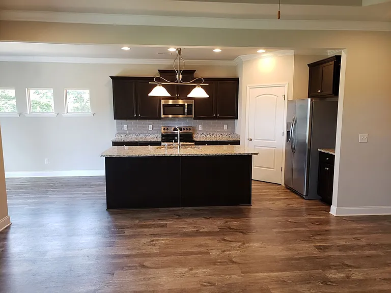 300 Addison Ct — Photo 11