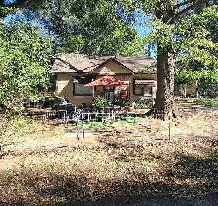 1st image of 2878 Woodlawn Terrace Cir