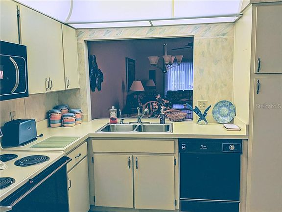 5th image of 1395 Oakhill Dr #104