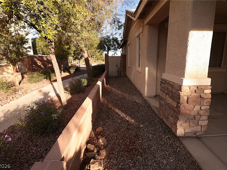 5940 Feral Garden St — Photo 29