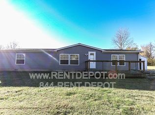 9666 Old State Route 57 W, Elberfeld, IN 47613