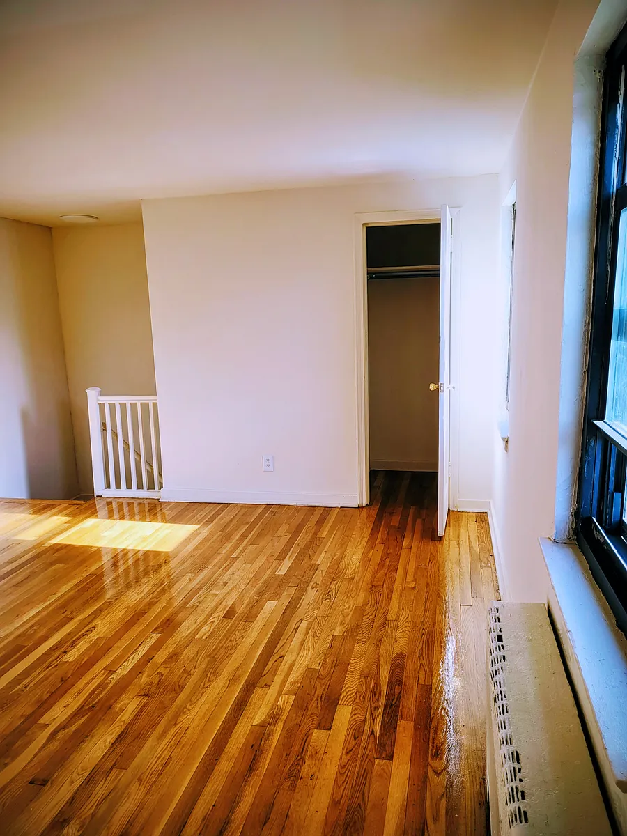 Building Photo - 62 Maybrook Dr #B