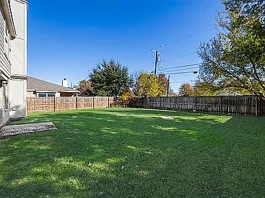 211 Prentice Dr — Photo 4