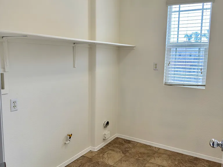 7657 Potter Valley Rd — Photo 54