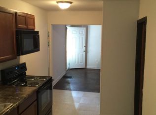 803 1/2 N Lee St, Bloomington, IL