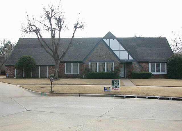 1st image of 2420 Wentworth Ct