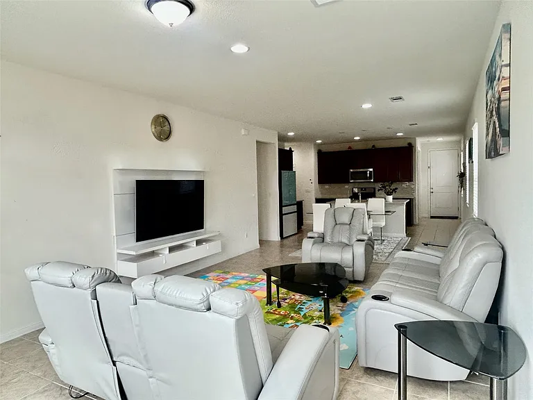 428 Gaida Loop — Photo 10