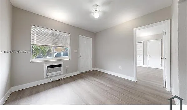 891 SW 5th St #4 — Photo 14
