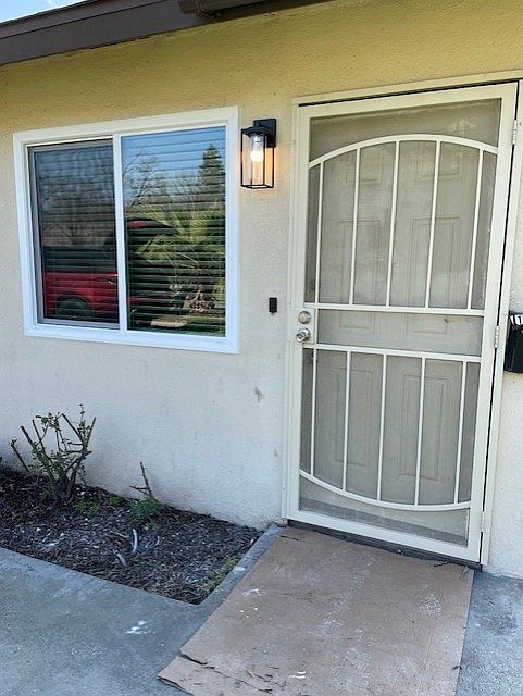 1st image of 1529 Crowe Ave