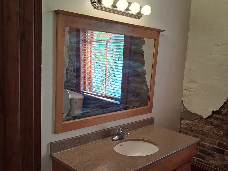 572 Mulberry St #205 — Photo 9