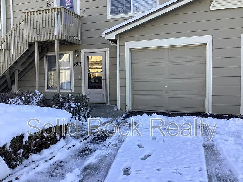 4913 Leland Point