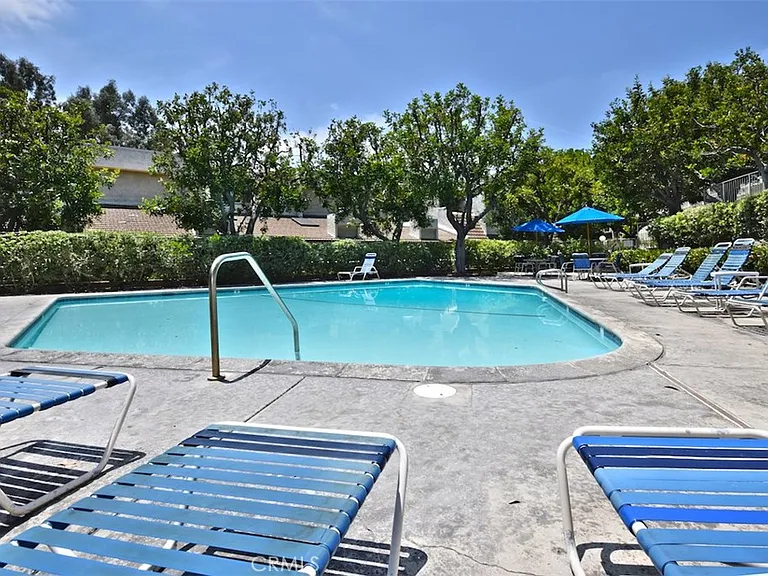 11856 Moorpark St #H — Photo 43