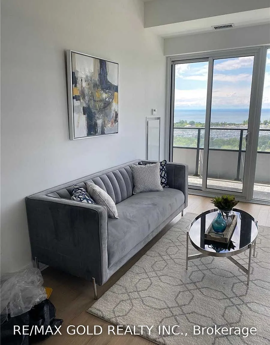 2 bed, $2,950 — Photo 3