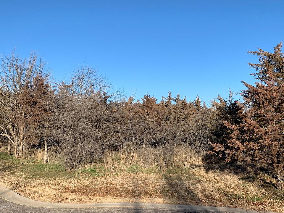 2nd image of 5 Reba Cir