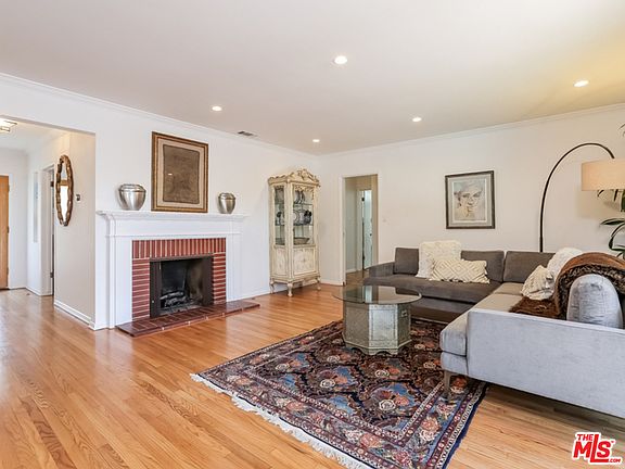 4th image of 3248 Provon Ln