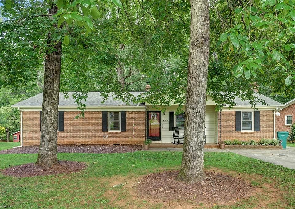 1st image of 485 Cedar Ln
