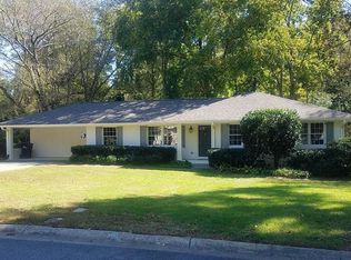 515 Old Creek Rd, Sandy Springs, GA 30342