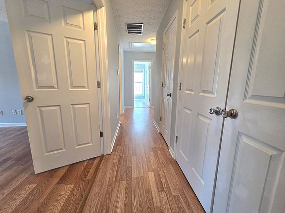 4th image of 5747 Bridgeport Ct
