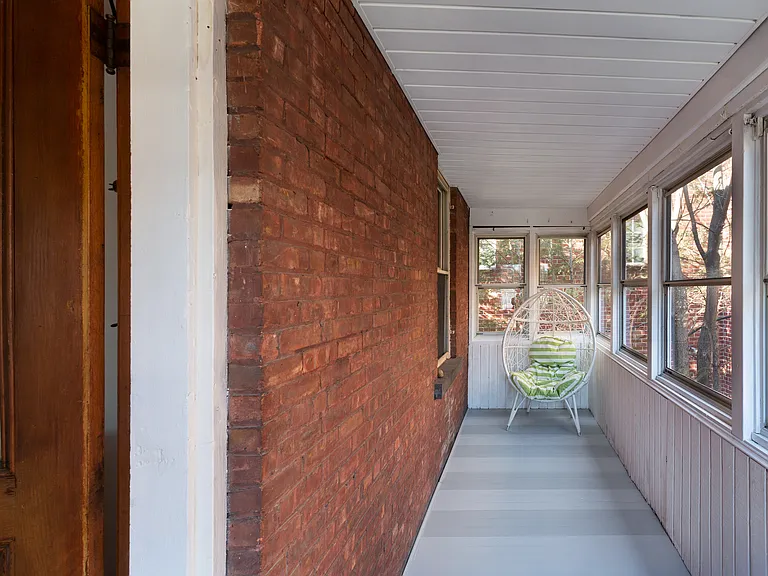 7 Brewster St #2 — Photo 7