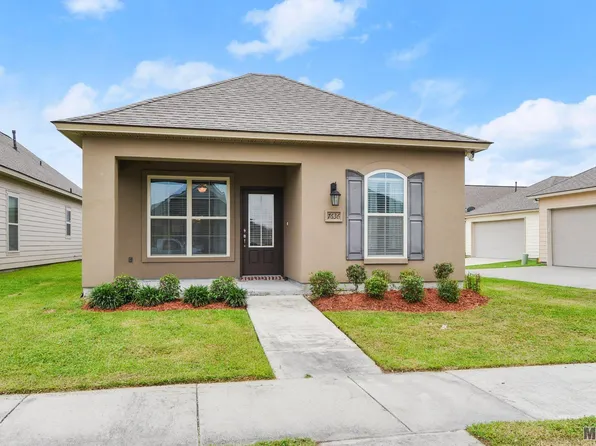 7636 W Pelican Lakes Ave, Baton Rouge, LA 70820