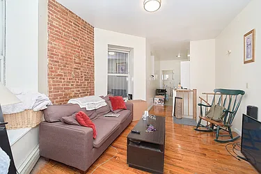 Rented by Living New York