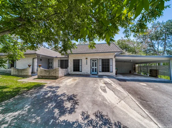 13802 Flying W Trail, Helotes, TX 78023