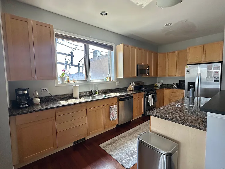 1616 N Western Ave #2A — Photo 6