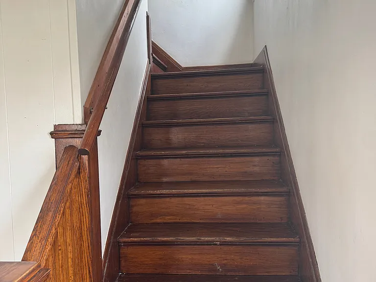 708 Hancock St — Photo 10
