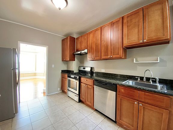 4th image of 1801 Hayes St APT 3