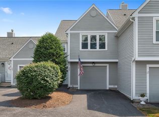 304 Brookhaven Ln #304, Woonsocket, RI 02895