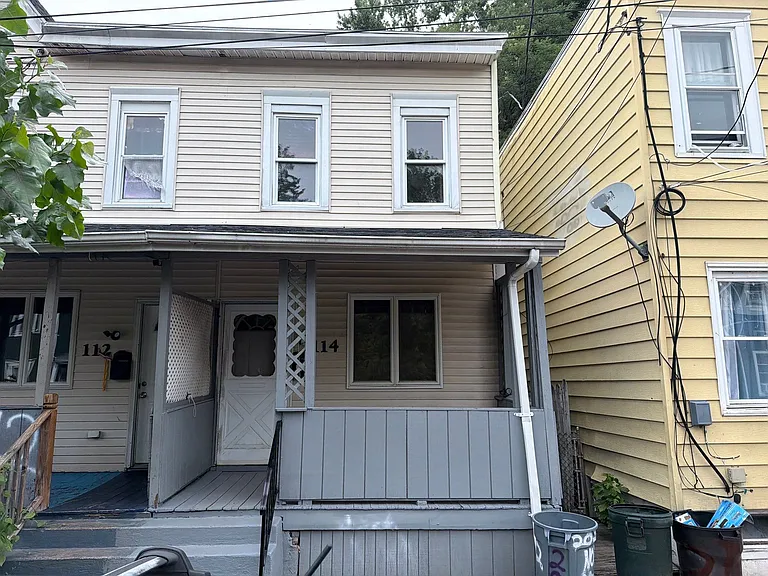114 Smith Ave — Photo 1