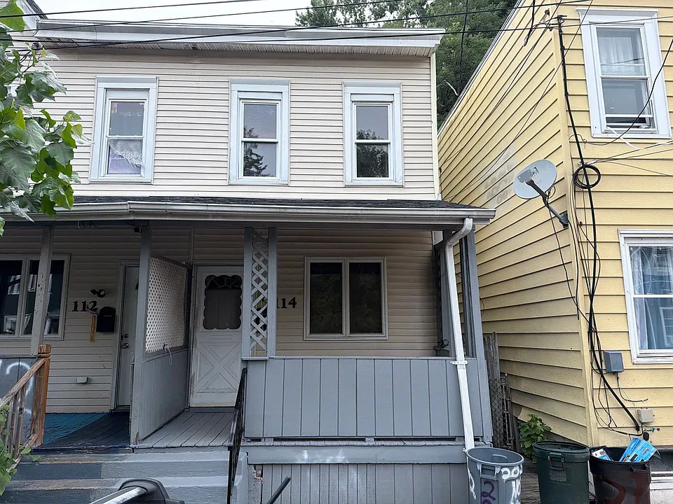 114 Smith Ave