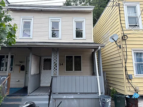 114 Smith Ave Photo 1