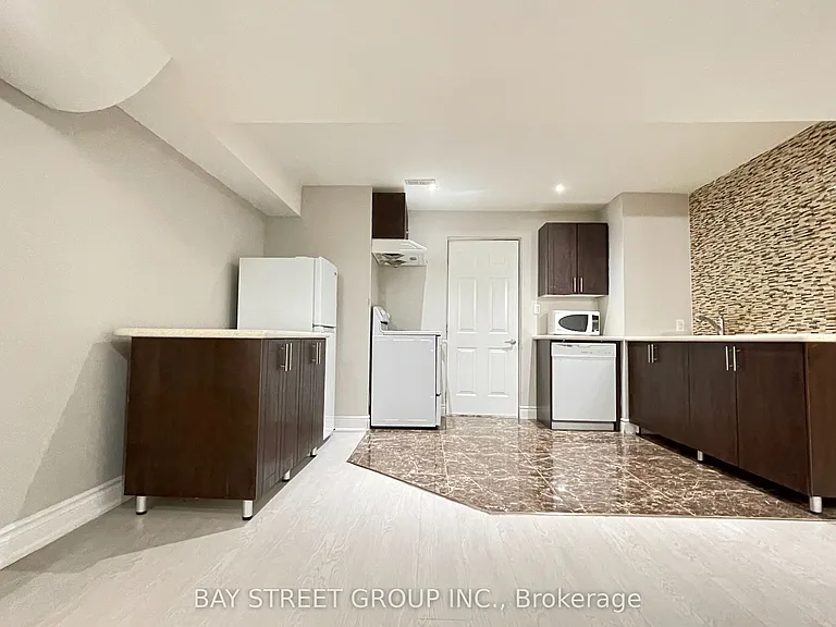 491 Mavrinac Blvd — Photo 4