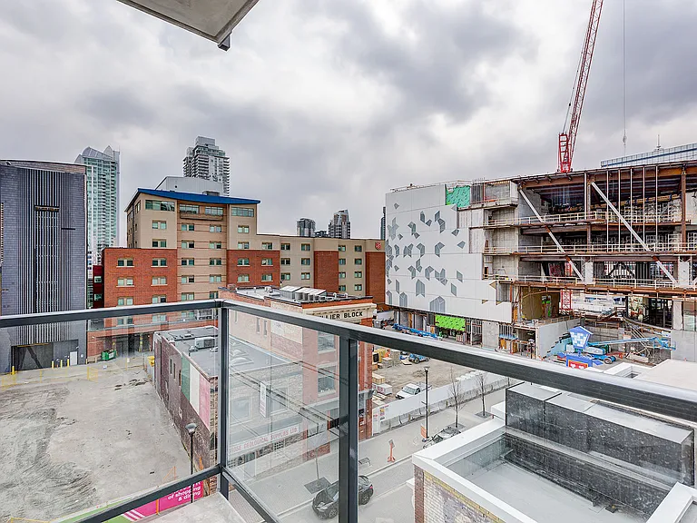 450 8th Ave SE #501 — Photo 18