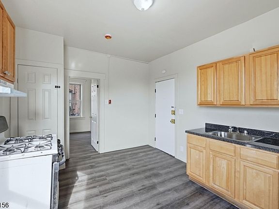 2nd image of 220 3rd St APT 15