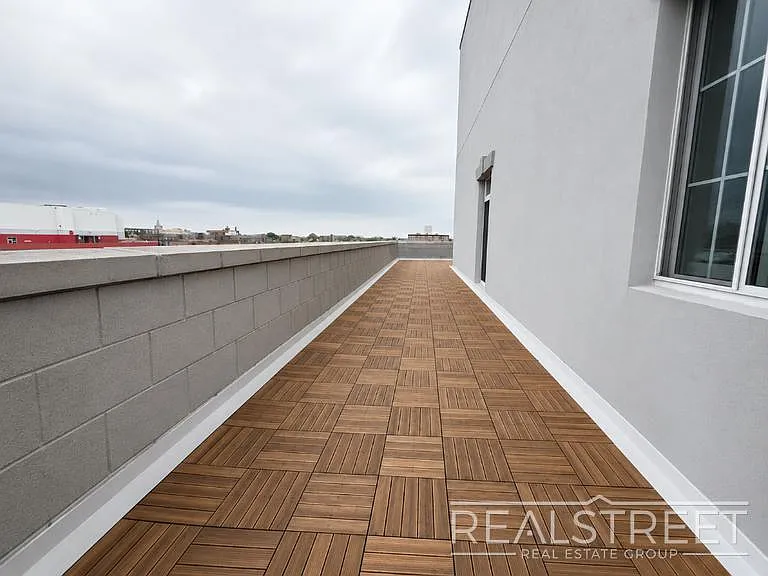 90-02 Queens Blvd #Penthouse 3 — Photo 6