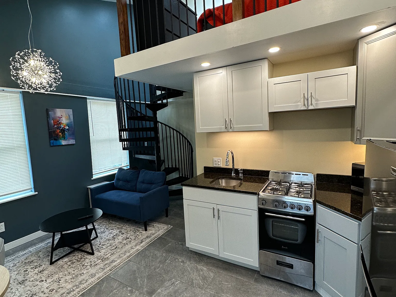1 bed, 300 sqft, $1,200 — Photo 3