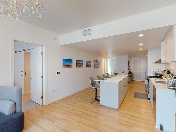 4th image of 1545 Pine St APT 203