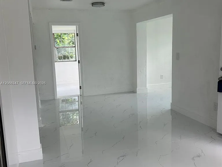 22115 SW 115th Ave — Photo 6