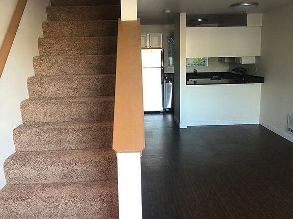 4th image of 2207 W Raye St APT 610