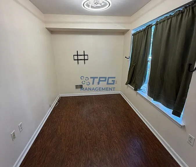 83 Nathan Blvd — Photo 13
