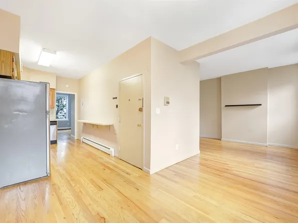 523 Adams Street image 13 of 19