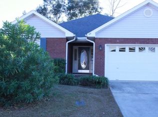 210 Spring Lake Dr, Fairhope, AL 36532