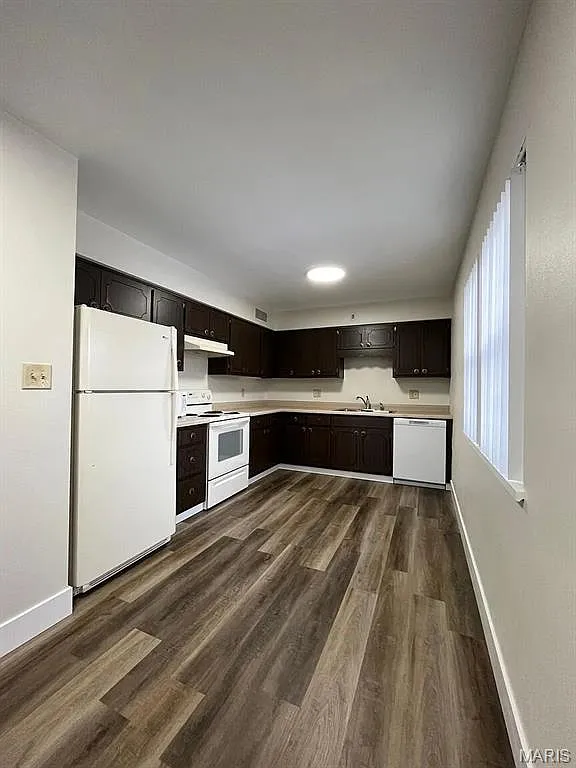 2 bed, 2.0 bath, 1280 sqft, $1,295 — Photo 3