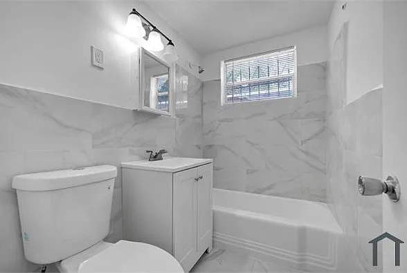 46 NW 62nd St #2 — Photo 17