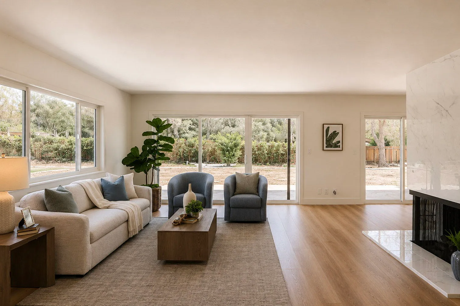 4 bed, 3018 sqft, $6,300 — Photo 1