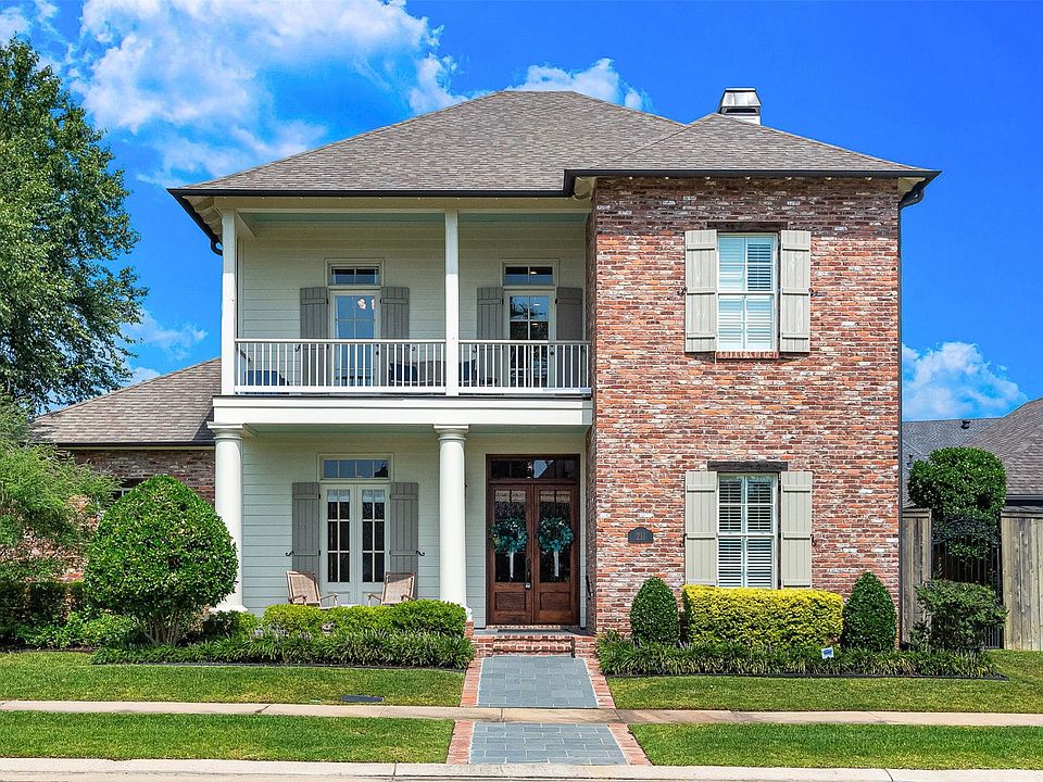 1st image of 211 Hollybrook Dr