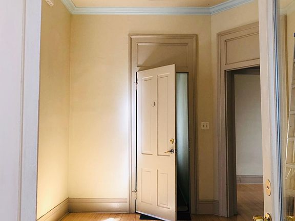 3rd image of 5215 Magazine St #C